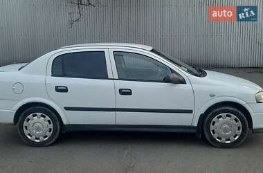 Седан Opel Astra 2008 в 