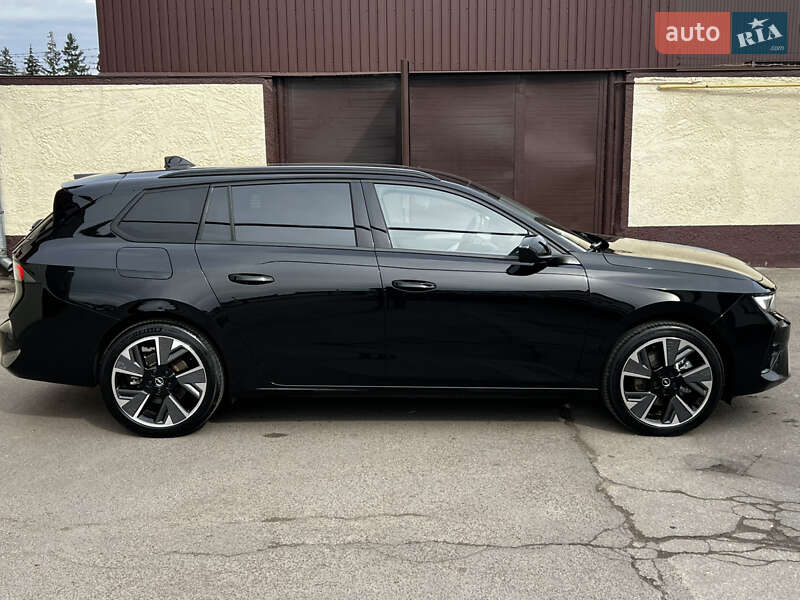 Opel Astra 2024