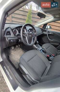 Седан Opel Astra 2020 в 