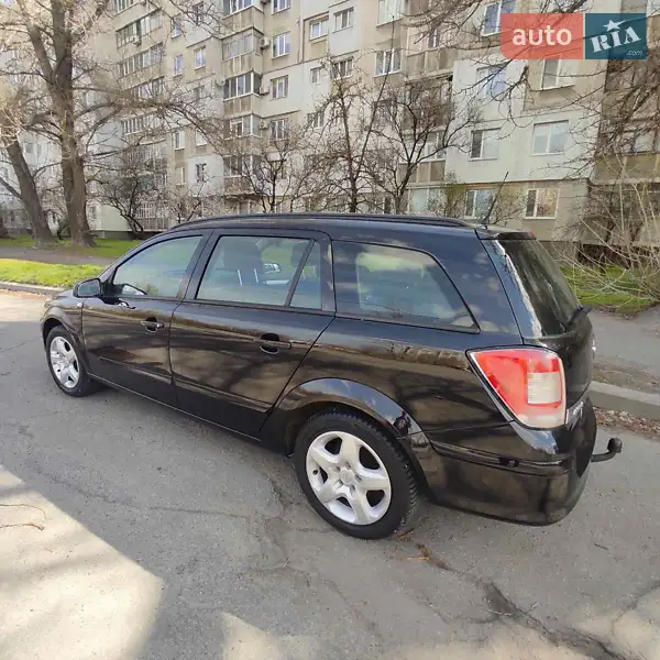 Універсал Opel Astra 2008 в 