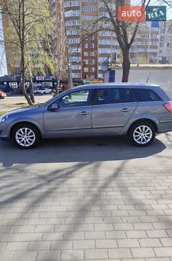 Универсал Opel Astra 2007 в 