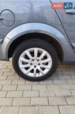 Универсал Opel Astra 2007 в 