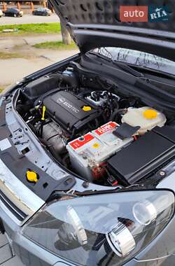 Универсал Opel Astra 2007 в 