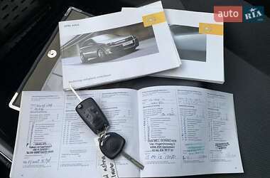 Универсал Opel Astra 2006 в 