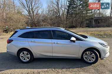 Универсал Opel Astra 2016 в 
