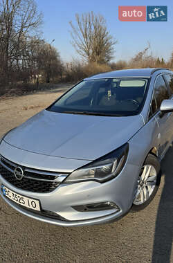 Универсал Opel Astra 2016 в 