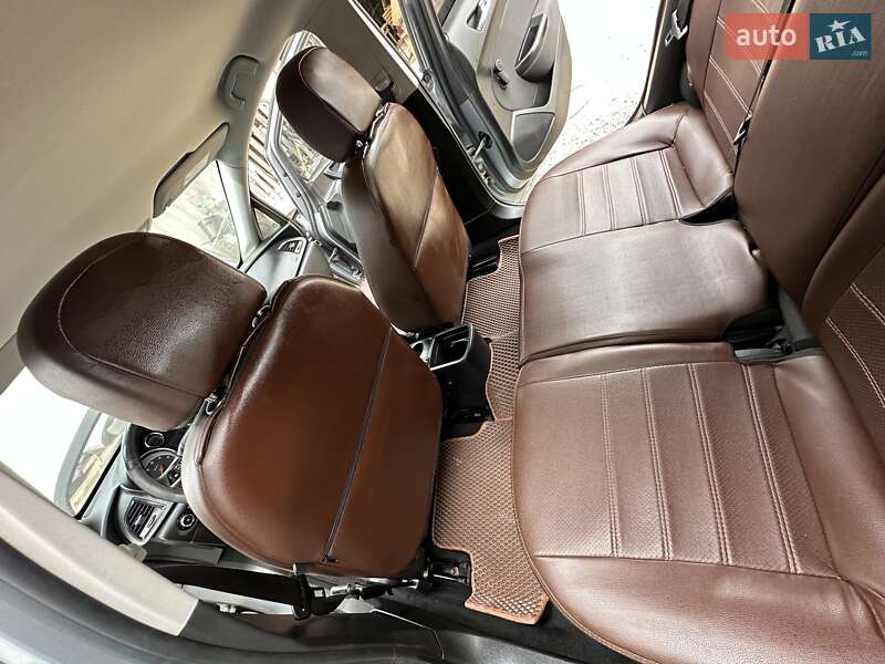 Універсал Opel Astra 2012 в Косові