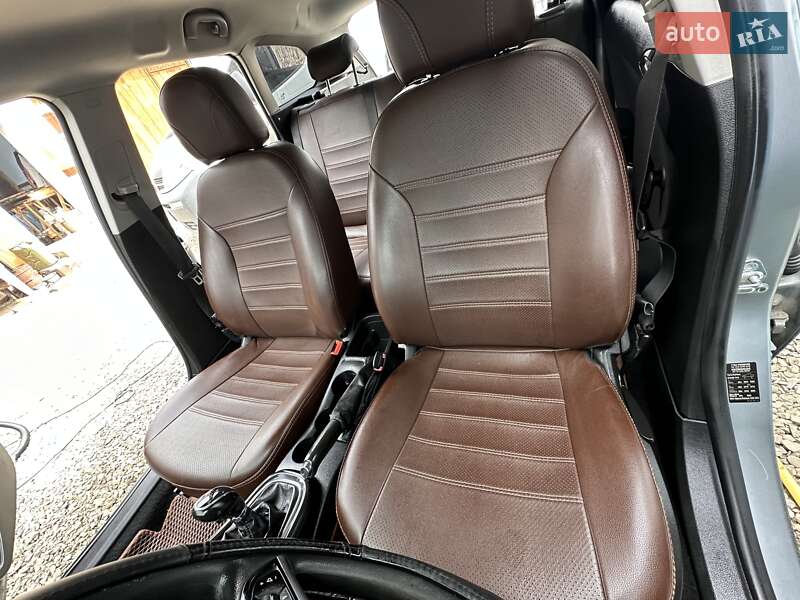 Універсал Opel Astra 2012 в Косові