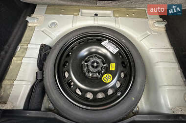Хэтчбек Opel Astra 2011 в 