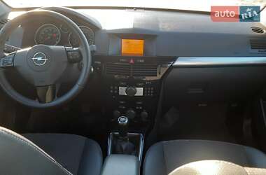 Универсал Opel Astra 2009 в 