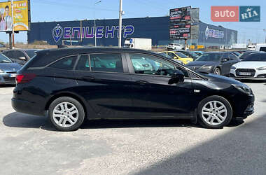 Універсал Opel Astra 2017 в 