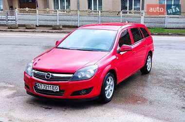 Универсал Opel Astra 2011 в 