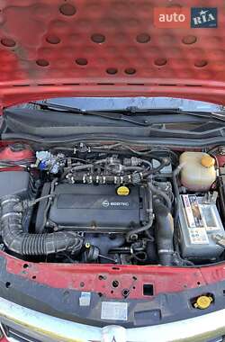 Универсал Opel Astra 2007 в 