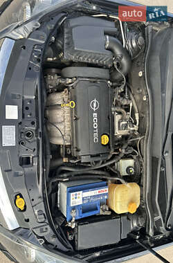Універсал Opel Astra 2009 в 
