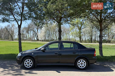 Седан Opel Astra 2007 в 