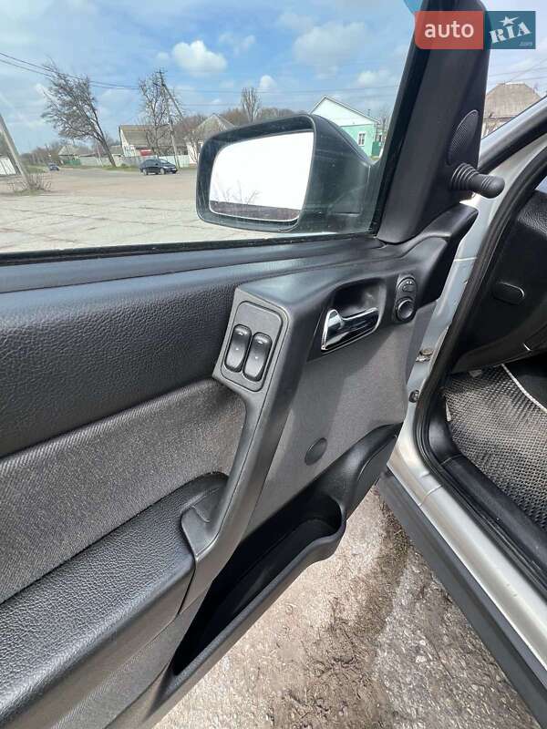 Седан Opel Astra 2006 в Прилуках