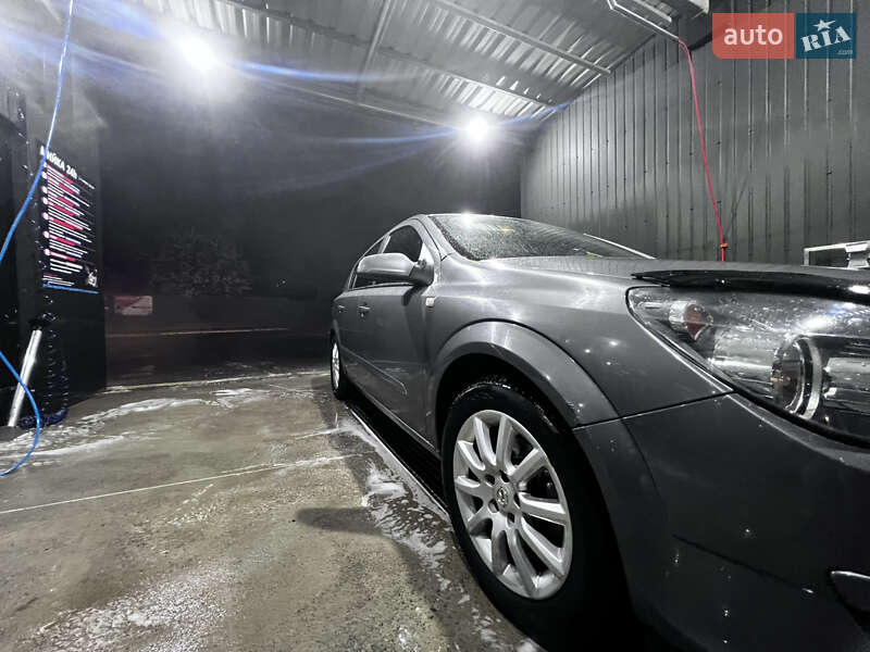 Хэтчбек Opel Astra 2004 в Калуше фото 22 Хэтчбек Opel Astra 2004 в Калуше