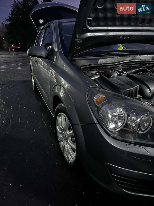 Хэтчбек Opel Astra 2004 в Калуше фото 30 Хэтчбек Opel Astra 2004 в Калуше