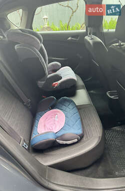 Хетчбек Opel Astra 2014 в 
