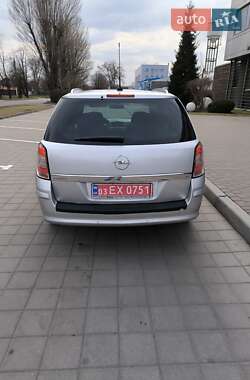 Универсал Opel Astra 2008 в 