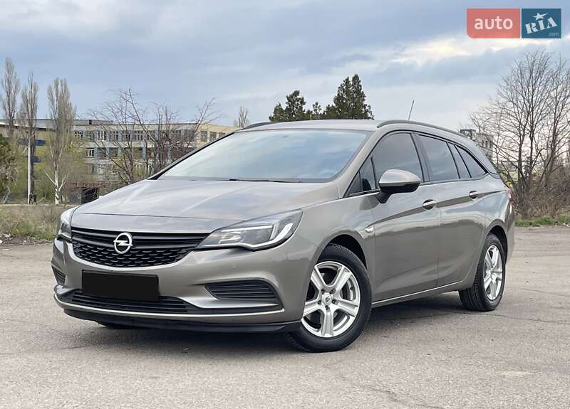 Opel Astra 2016