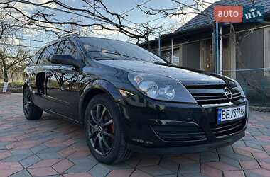 Универсал Opel Astra 2005 в 