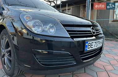 Универсал Opel Astra 2005 в 