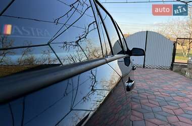 Универсал Opel Astra 2005 в 