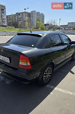 Седан Opel Astra 2008 в 