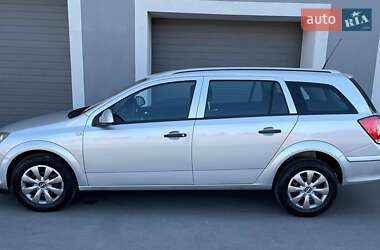 Универсал Opel Astra 2009 в 