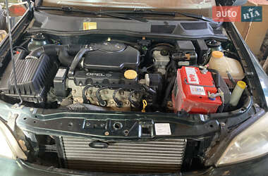 Седан Opel Astra 1999 в 