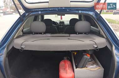 Хэтчбек Opel Astra 2005 в 