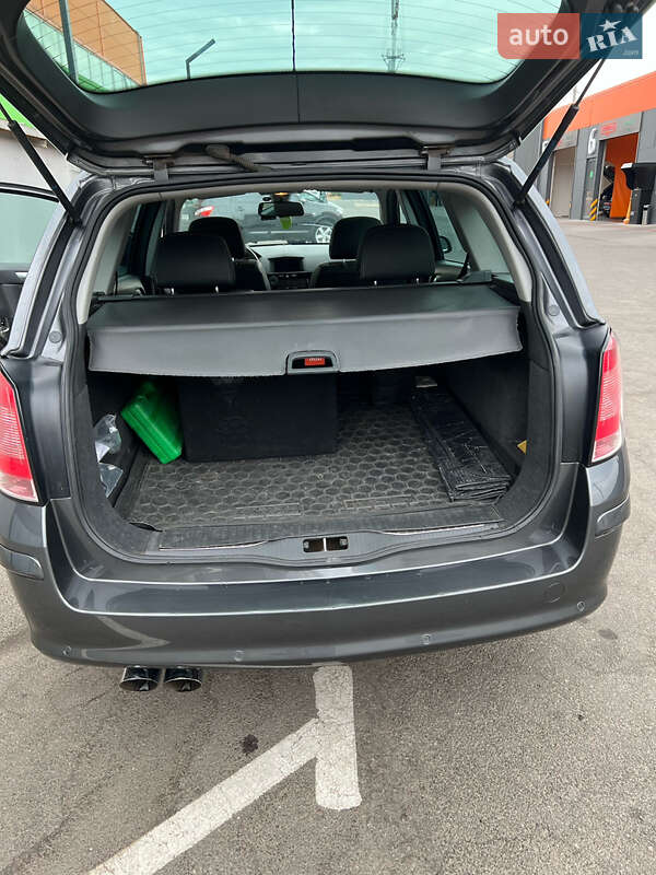 Универсал Opel Astra 2009 в Харькове
