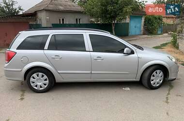 Универсал Opel Astra 2005 в 