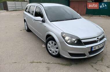 Универсал Opel Astra 2005 в 