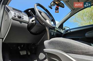 Универсал Opel Astra 2005 в 