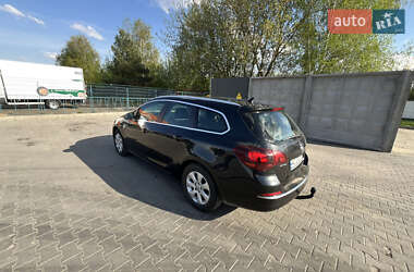 Универсал Opel Astra 2015 в 