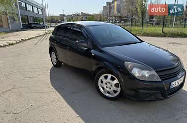 Хэтчбек Opel Astra 2008 в 