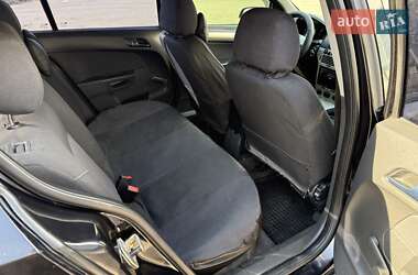 Хэтчбек Opel Astra 2008 в 