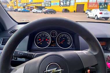 Универсал Opel Astra 2006 в 