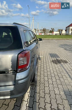 Универсал Opel Astra 2007 в 