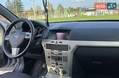 Универсал Opel Astra 2007 в 
