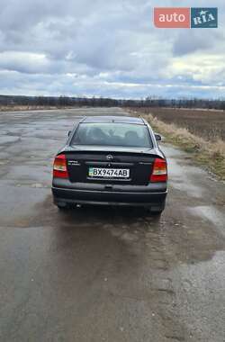 Седан Opel Astra 2006 в 