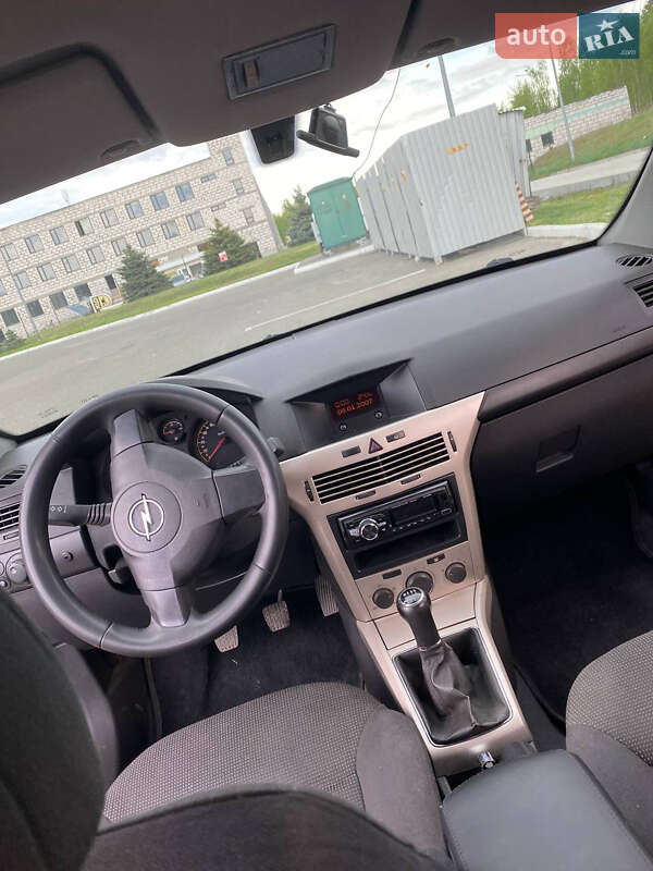 Хетчбек Opel Astra 2007 в Бучі