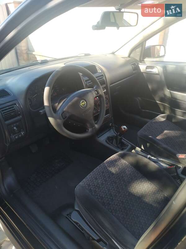 Седан Opel Astra 1999 в Луцьку