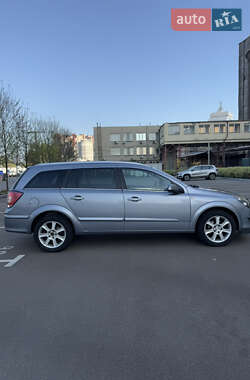 Универсал Opel Astra 2008 в 