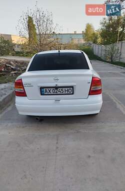 Седан Opel Astra 2008 в 
