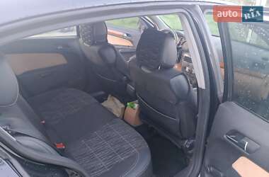 Хэтчбек Opel Astra 2006 в Пирятине