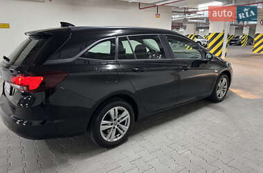 Универсал Opel Astra 2018 в Одессе