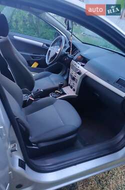 Универсал Opel Astra 2008 в 